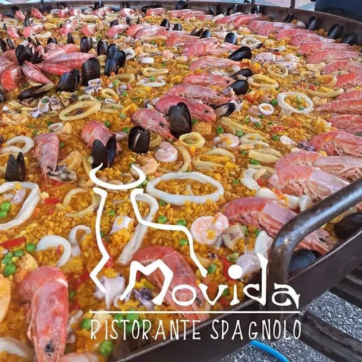 Paella e musica